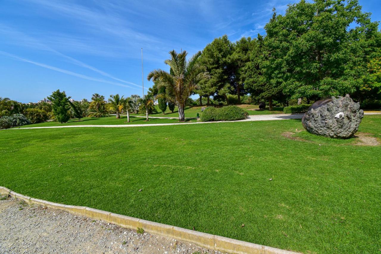 Minerva, Benalmadena Costa, Stunning Sea & Mountain View, 1 Bedroom Apartment المظهر الخارجي الصورة